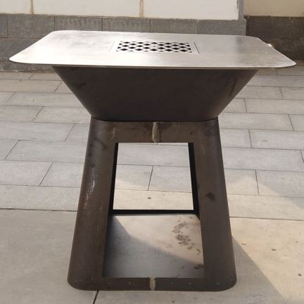 Corten Steel Fire Pit搭配BBQ格栅